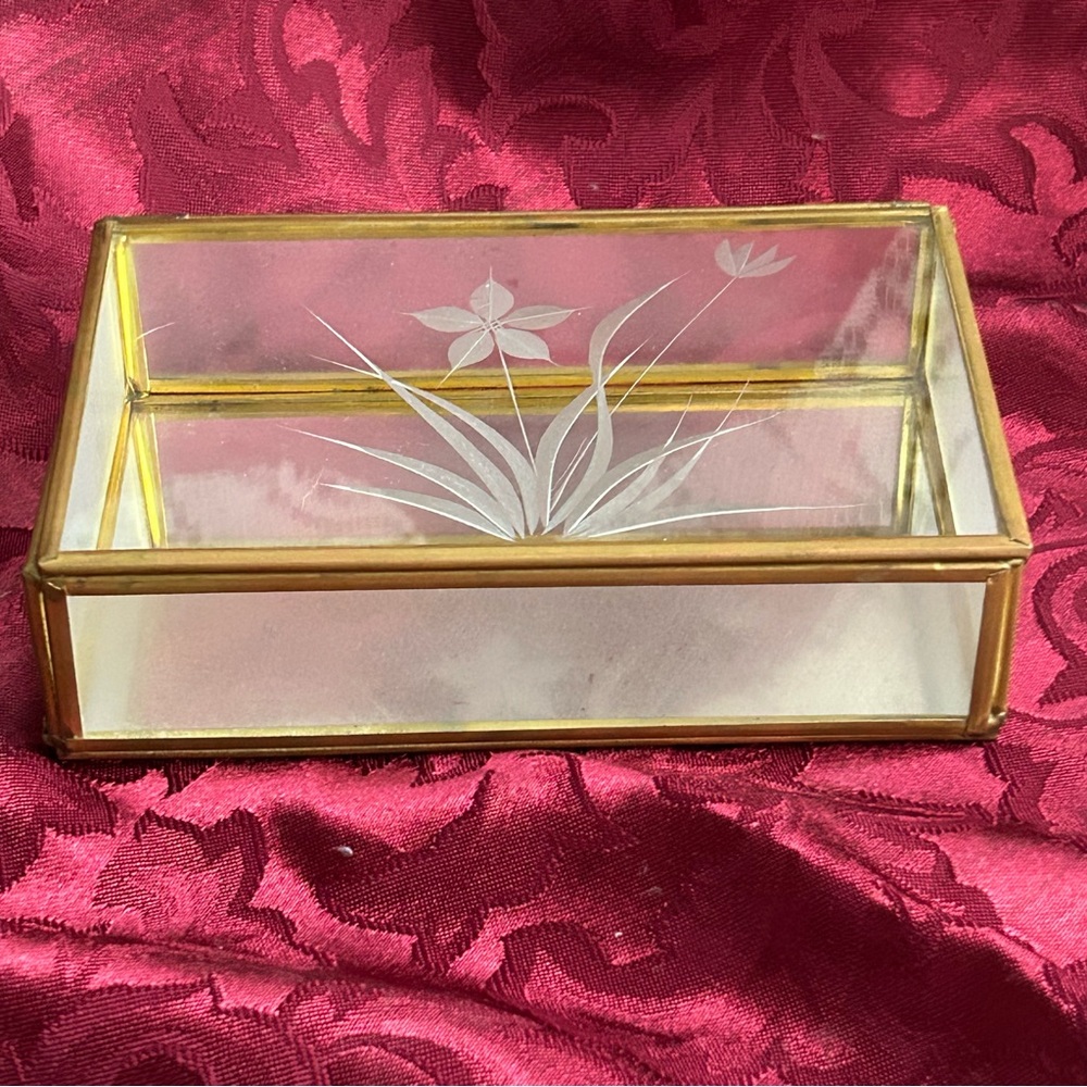 Vintage Mirrored Footed Brass Tone Etched Bird Beveled Glass Trinket Jewelry Box